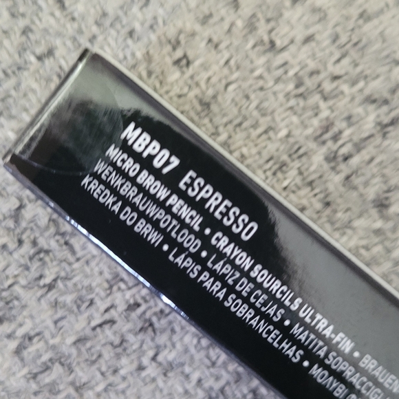 NYX waterproof micro brow pencil in espresso - Picture 7 of 9